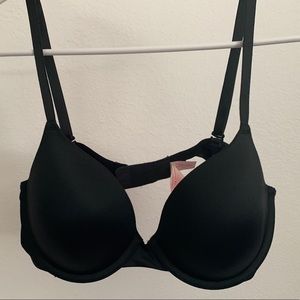 PINK Wear Everywhere Bra